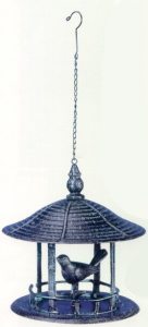 birdfeeder2.jpg 7kbs