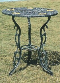 sunflowertable.jpg 25kbs